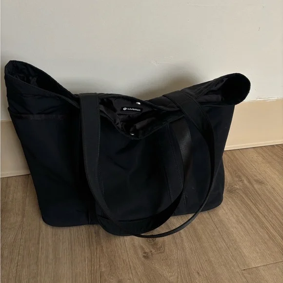 Lululemon Black Tote Bag - Picture 5 of 5
